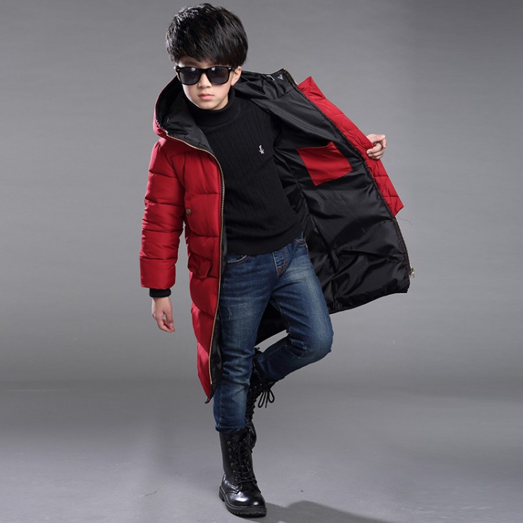 Hooded down coat